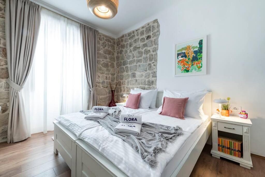 Flora-Heartbeat Old City Three Bedrooms Apartment Dubrovnik Exterior photo