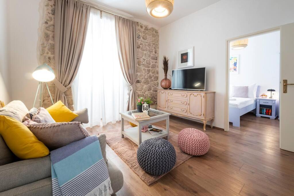 Flora-Heartbeat Old City Three Bedrooms Apartment Dubrovnik Exterior photo