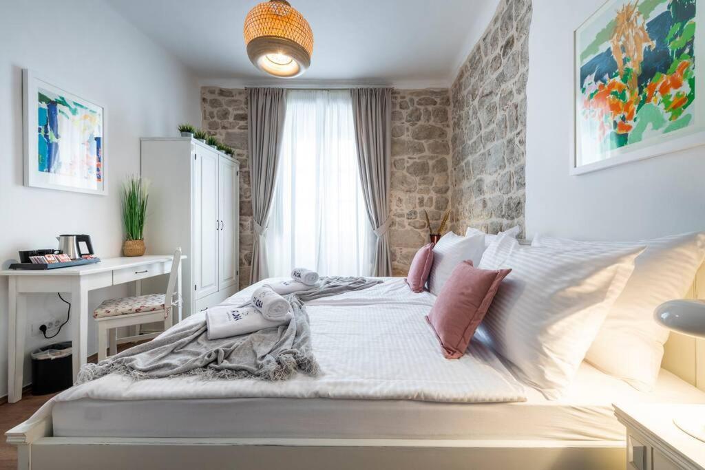 Flora-Heartbeat Old City Three Bedrooms Apartment Dubrovnik Exterior photo